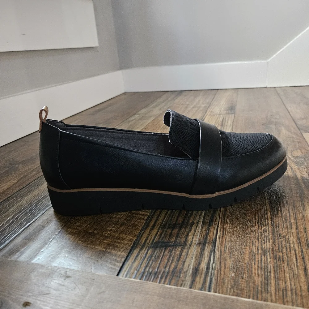 NWOT Dr. Scholl's Webster Women's Black Slip-On Comfortable‎ Loafers. Size 11W
